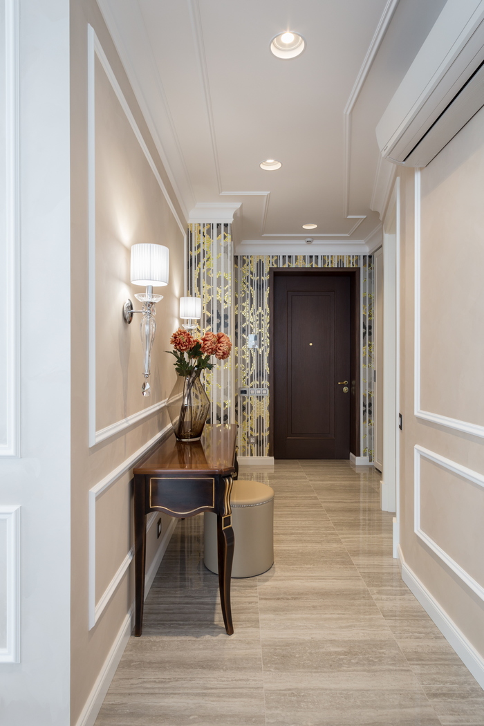 Дизайн узкого коридора в квартире – реальные фото, советы по отделке и меблировке