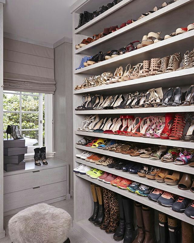 Одежда и обувь для дома