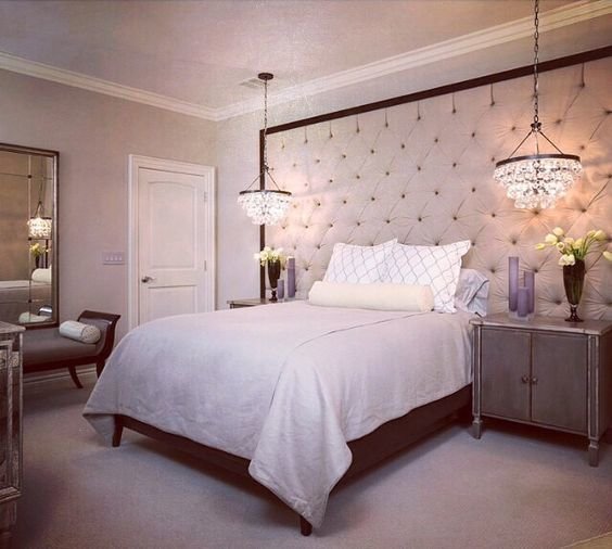 Люстра в спальне: какое должно быть освещение, правила выбора конкретной модели для небольшой или габаритной комнаты – бра на стену, красивая белая свисающая или прикроватная лампа