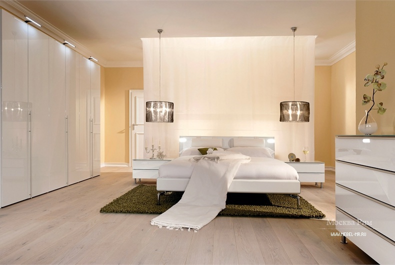 Белая мебель для спальни, плюсы и минусы, критерии выбора