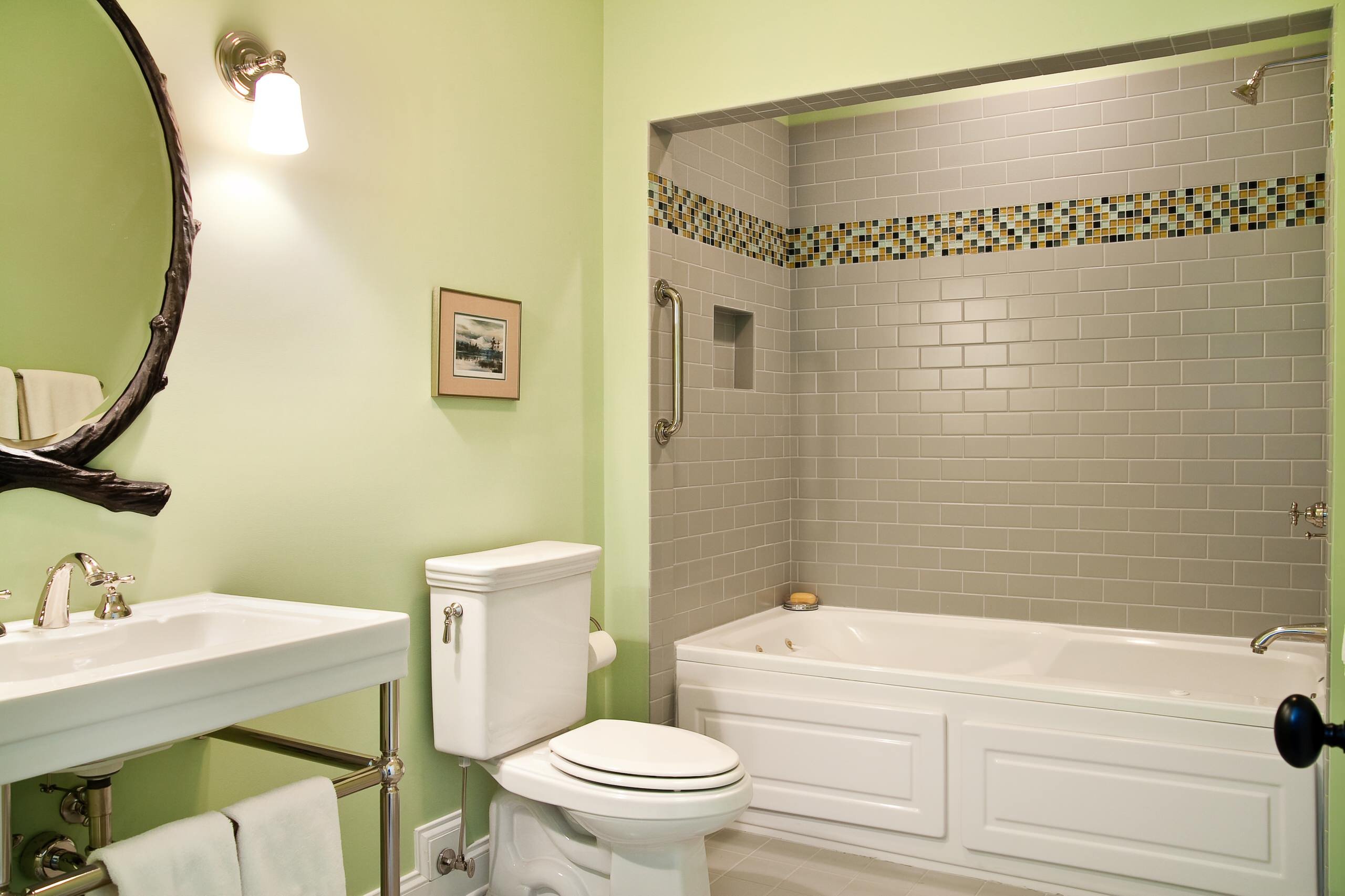 Оранжевая ванная комната - идеи сочетания дизайна (55 фото)