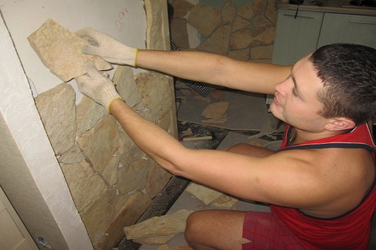 Отделка декоративным камнем: виды и способы изготовлений своими руками, внутренняя отделка стен