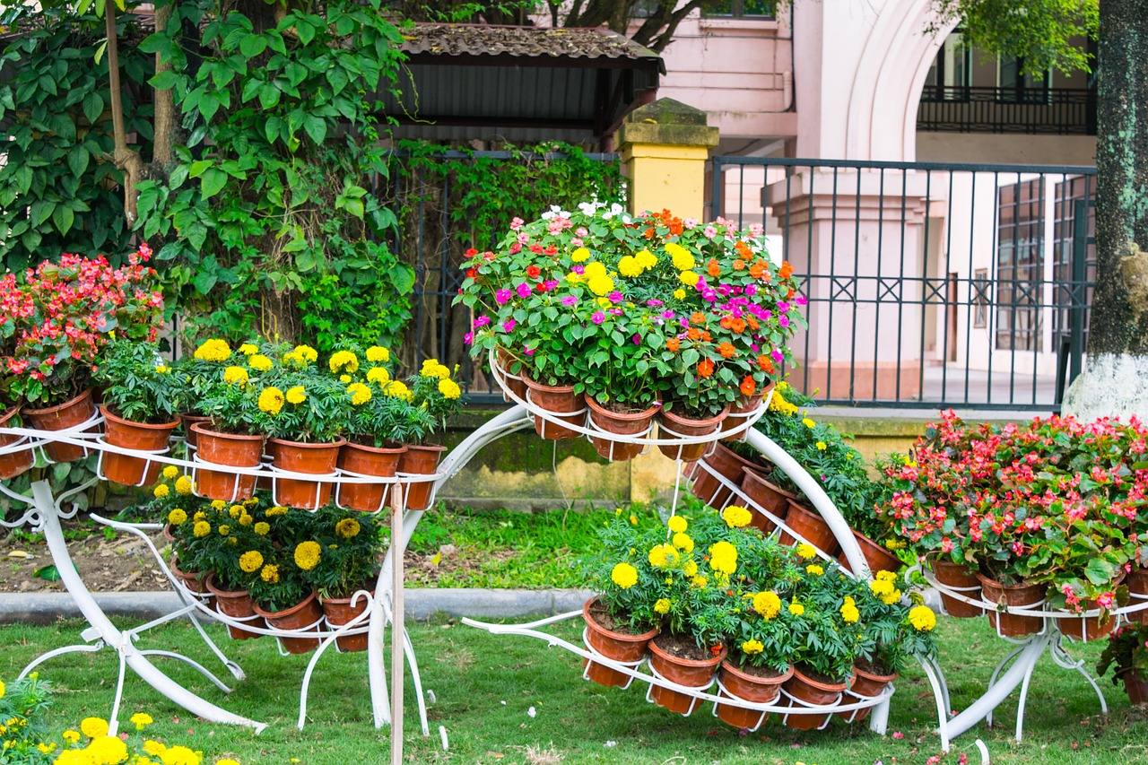 Красивое оформление садового участка своими руками летом, фото украшений | стройматериалы