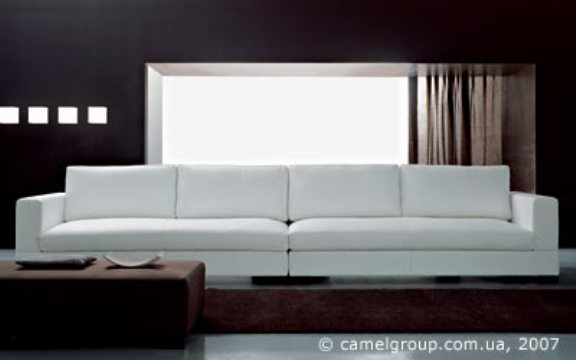 Большие диваны для гостиной: 3 метра длина, фото прямого в интерьере, огромная кровать мягкая