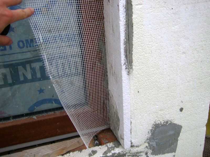Как утеплить откосы пластиковых окон внутри