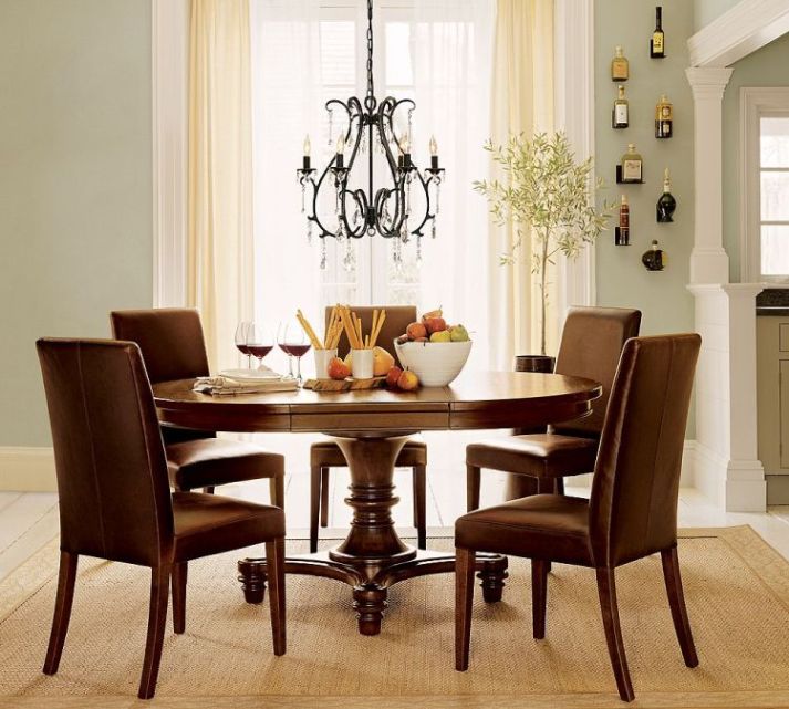 Удобные обеденные столы для гостиной: фото и 3 правила размещения